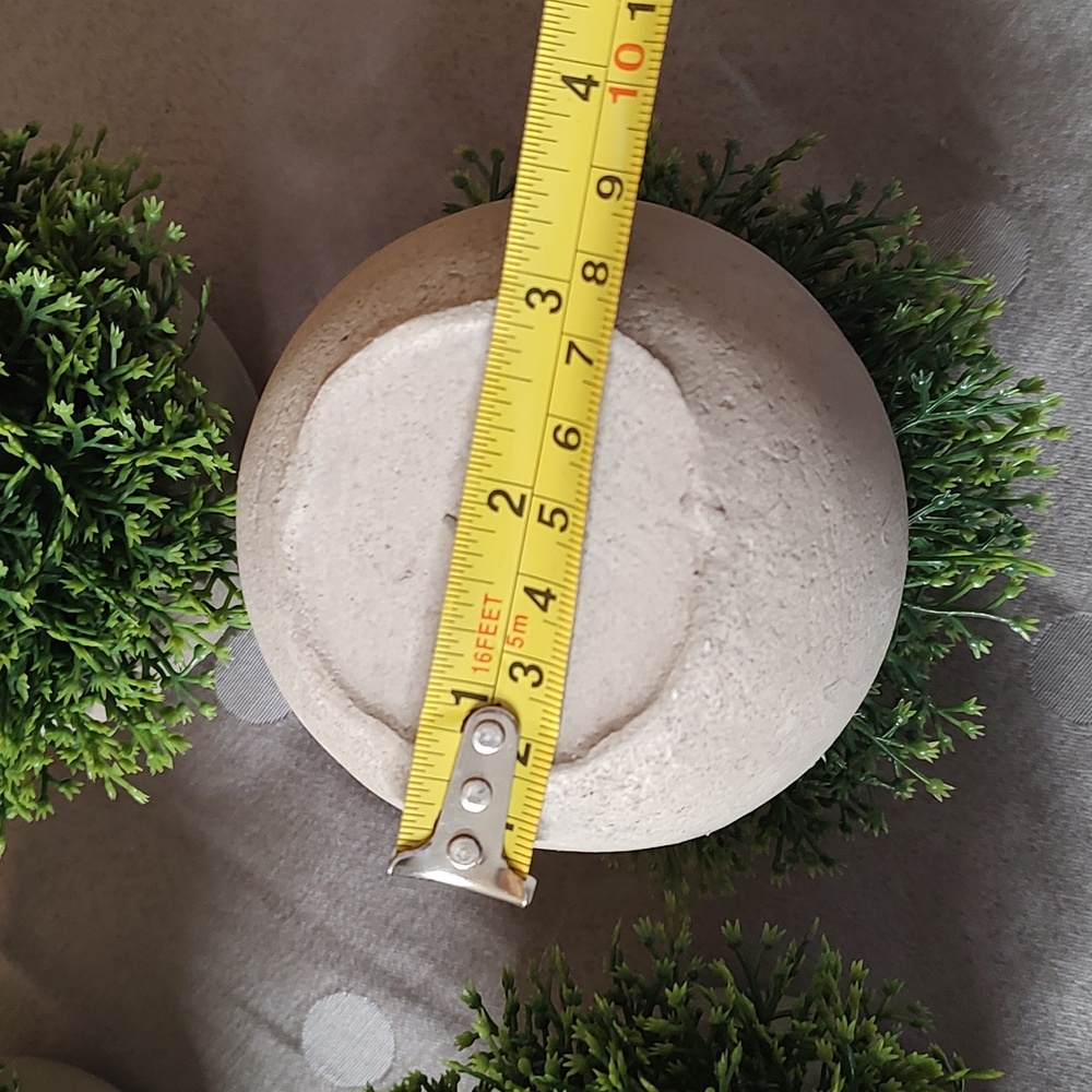 4 Faux Greenery Decor Pieces - Picture 3 of 7
